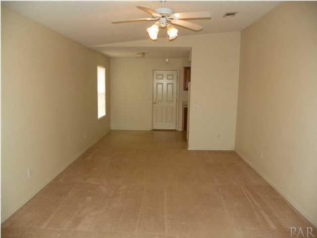 8935 FOREST OAK DR, Pensacola, FL 32506