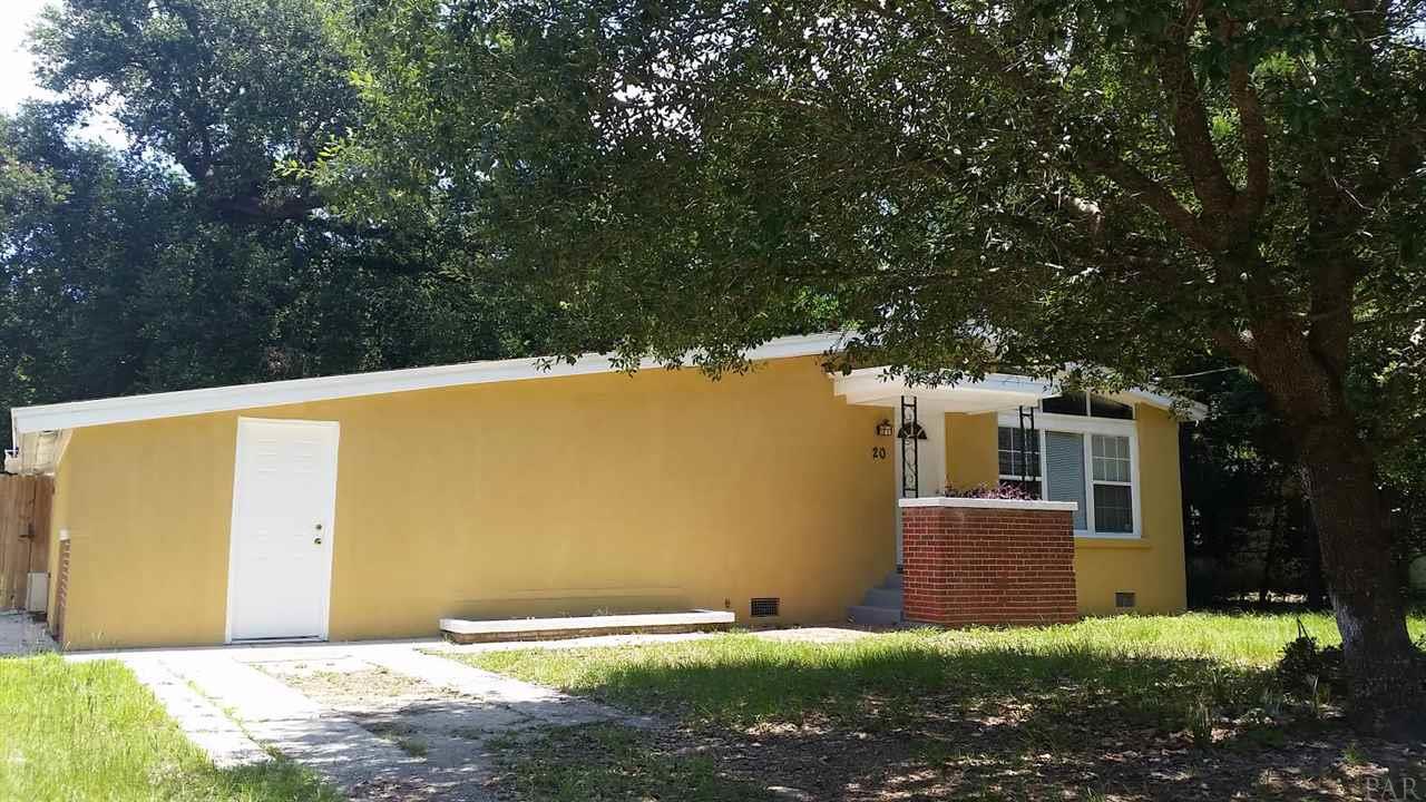 20 DE LUNA DR, Pensacola, FL 32506