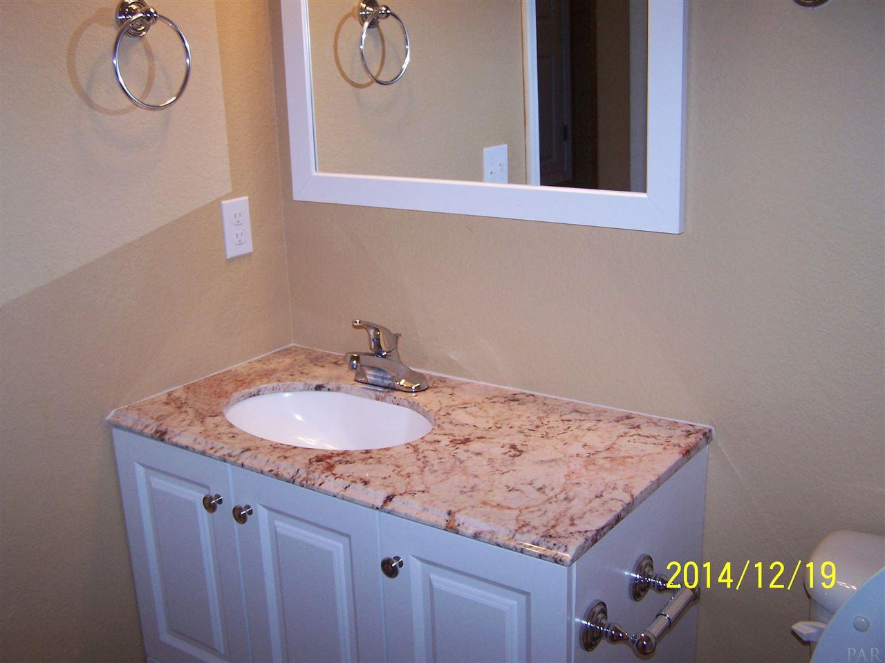 7071 LAKE JOANNE DR, Pensacola, FL 32506
