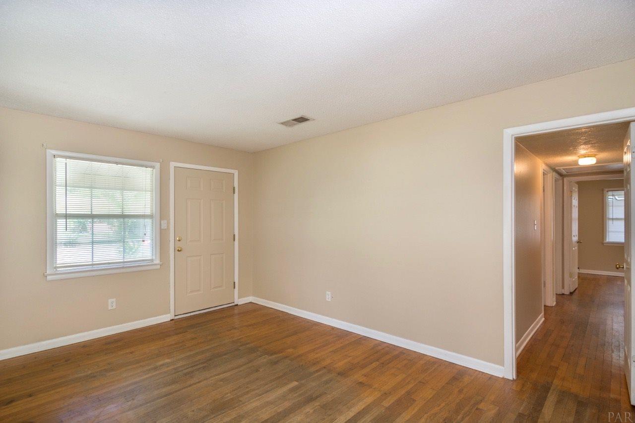 545 68TH AVE N, Pensacola, FL 32506