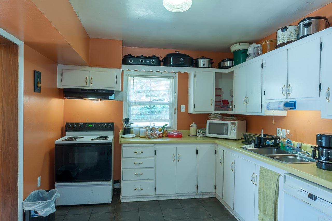 5529 LYNWOOD RD, Pensacola, FL 32506