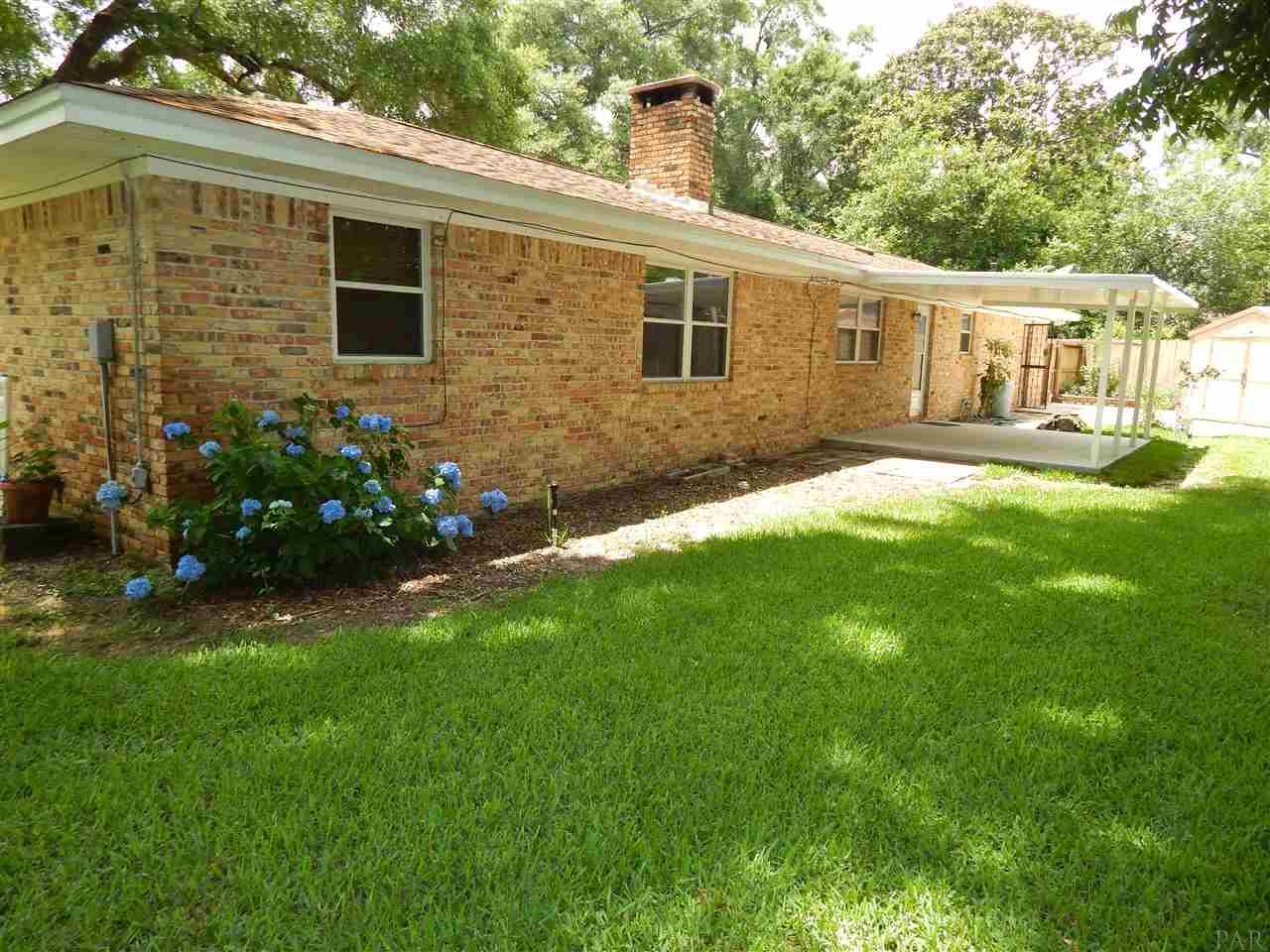 516 N 70TH AVE, Pensacola, FL 32506