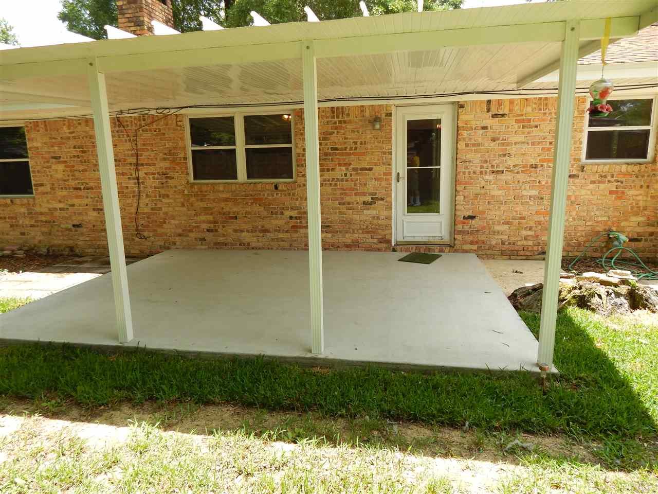 516 N 70TH AVE, Pensacola, FL 32506