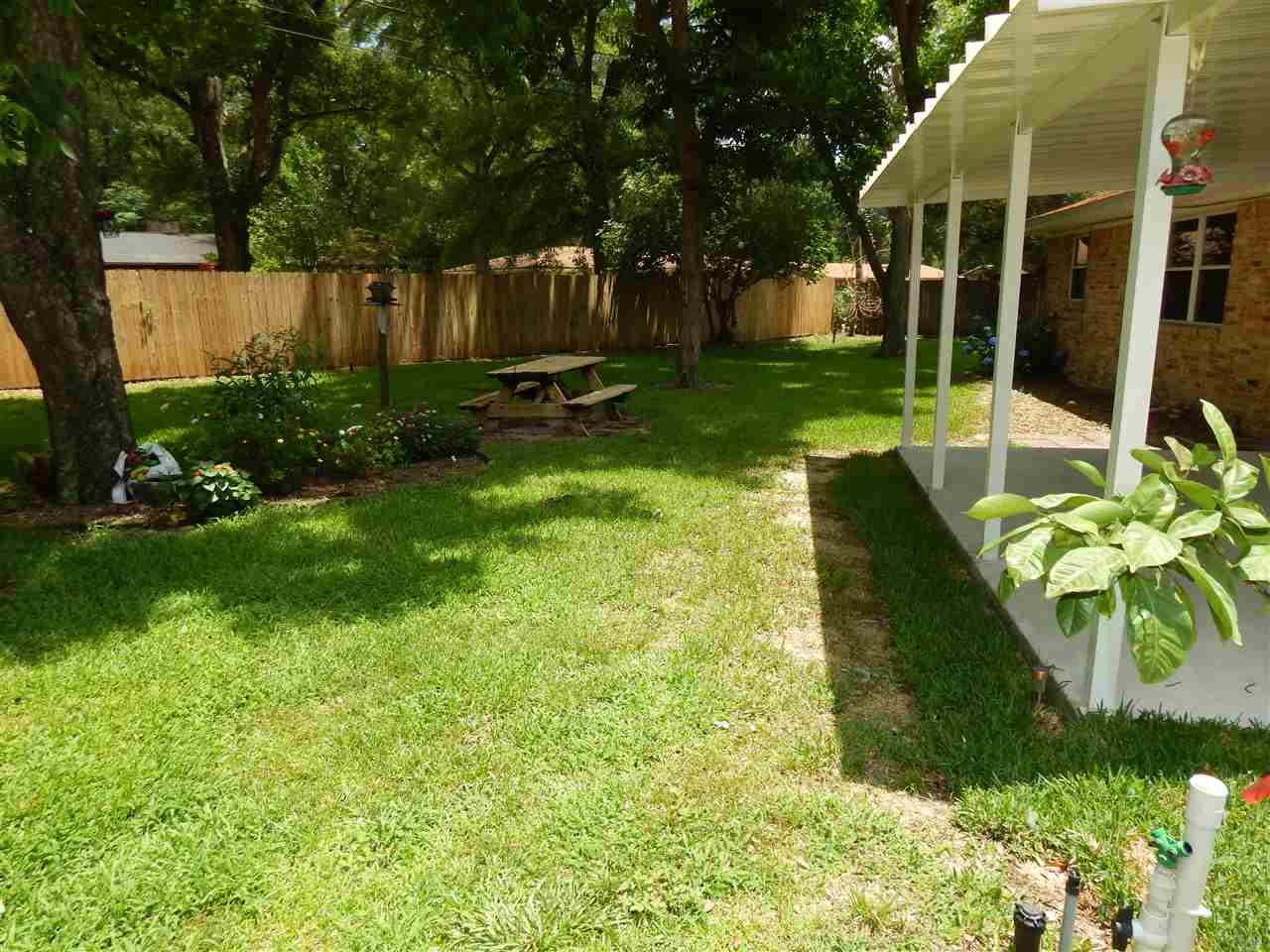 516 N 70TH AVE, Pensacola, FL 32506