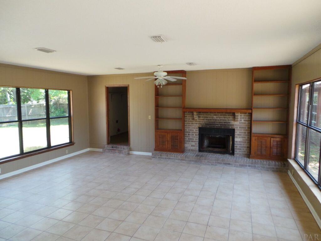 5600 CRUZAT WAY, Pensacola, FL 32507