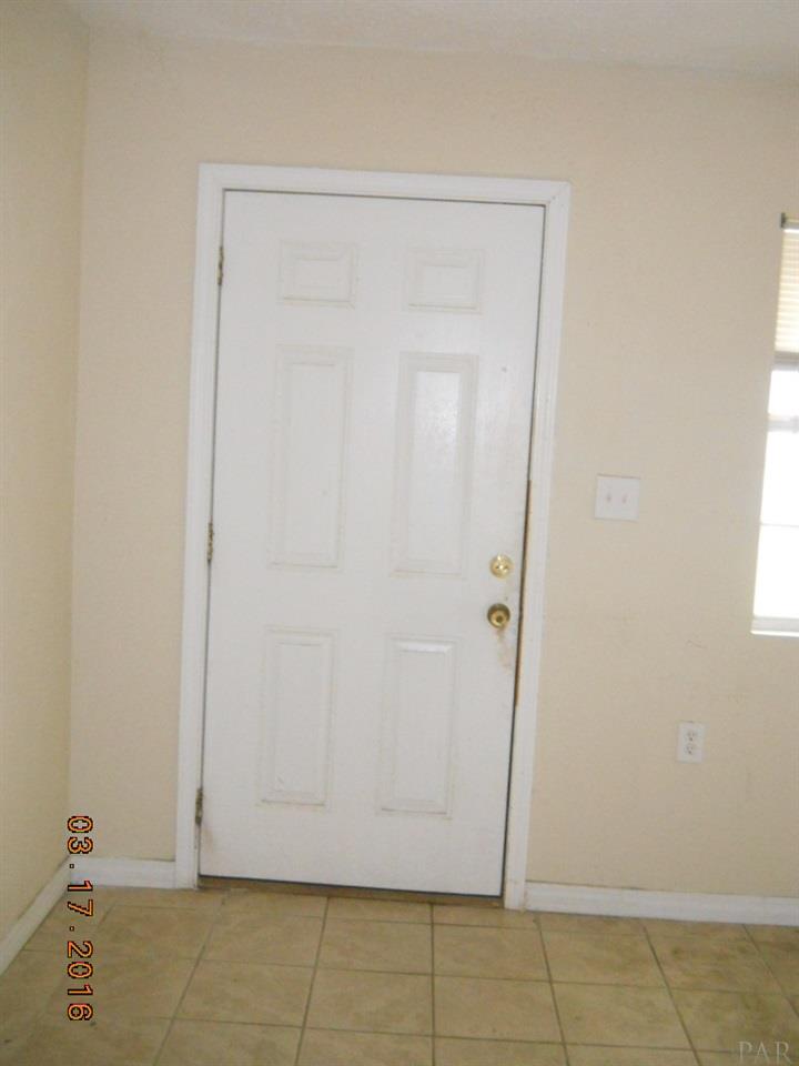 4 ELLIS DR, Pensacola, FL 32507