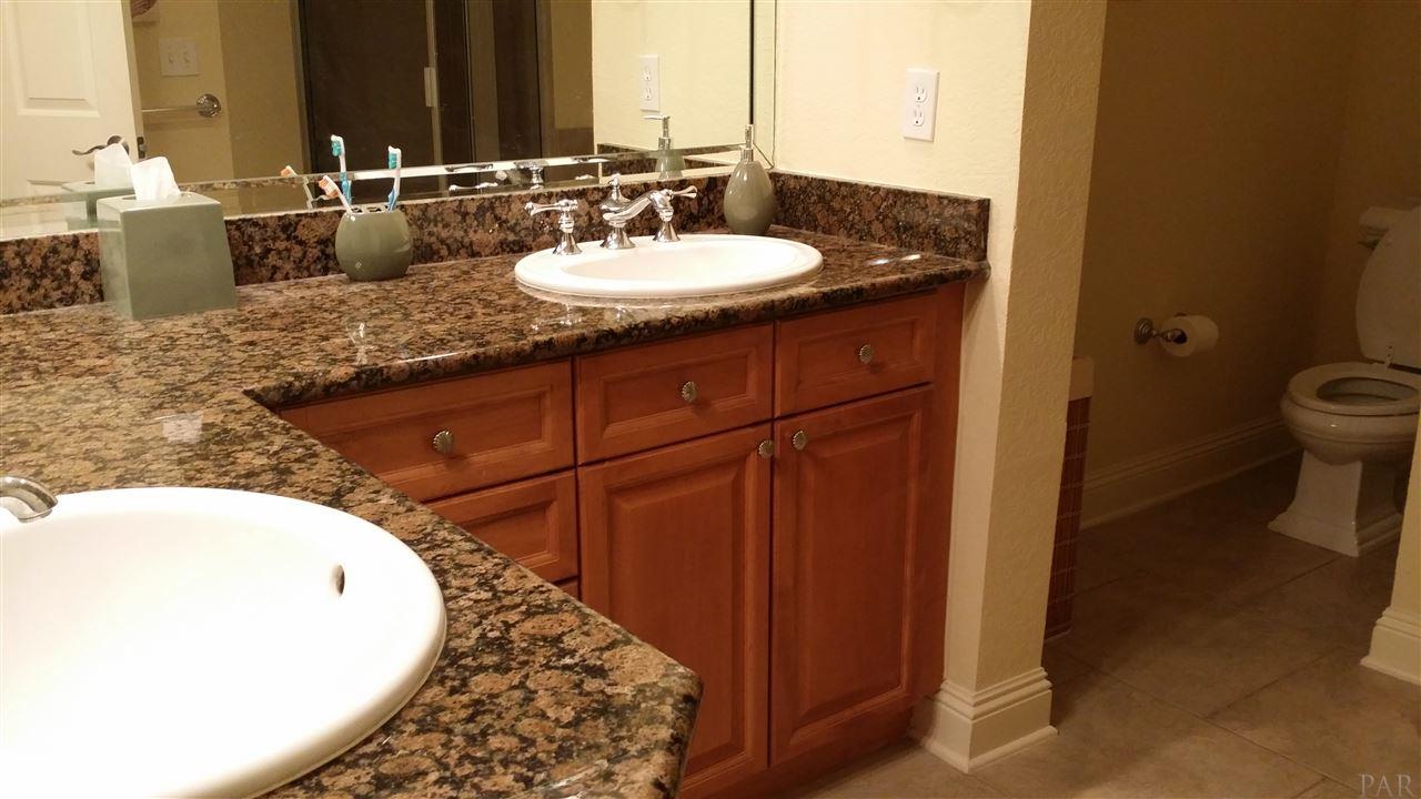 4060 INDIGO DR, Pensacola, FL 32507