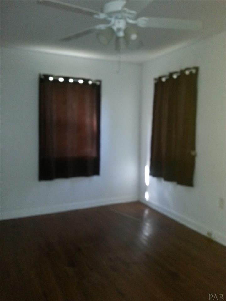 4 ROWLAND CT, Pensacola, FL 32507