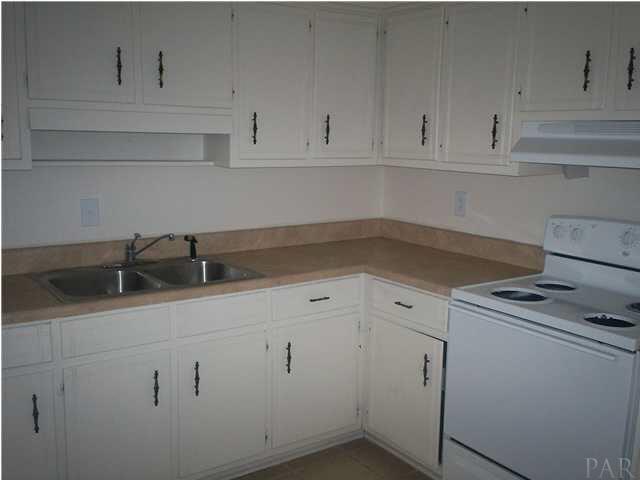 840 CALHOUN AVE, Pensacola, FL 32507
