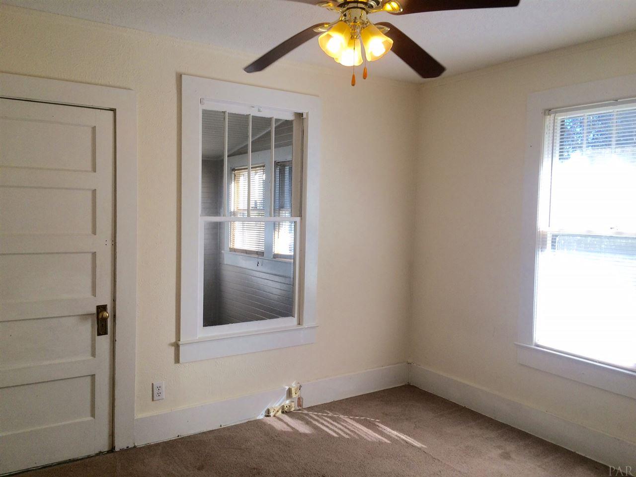 204 JAMAICA ST, Pensacola, FL 32507