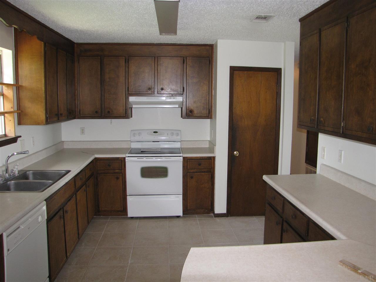 3706 SUNNYSIDE ST, Pensacola, FL 32507