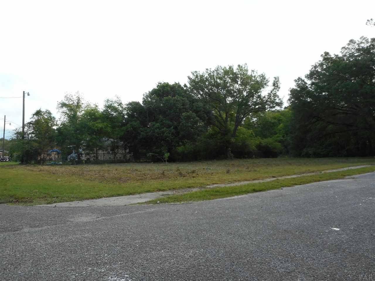 625 HAWTHORN DR, Pensacola, FL 32507