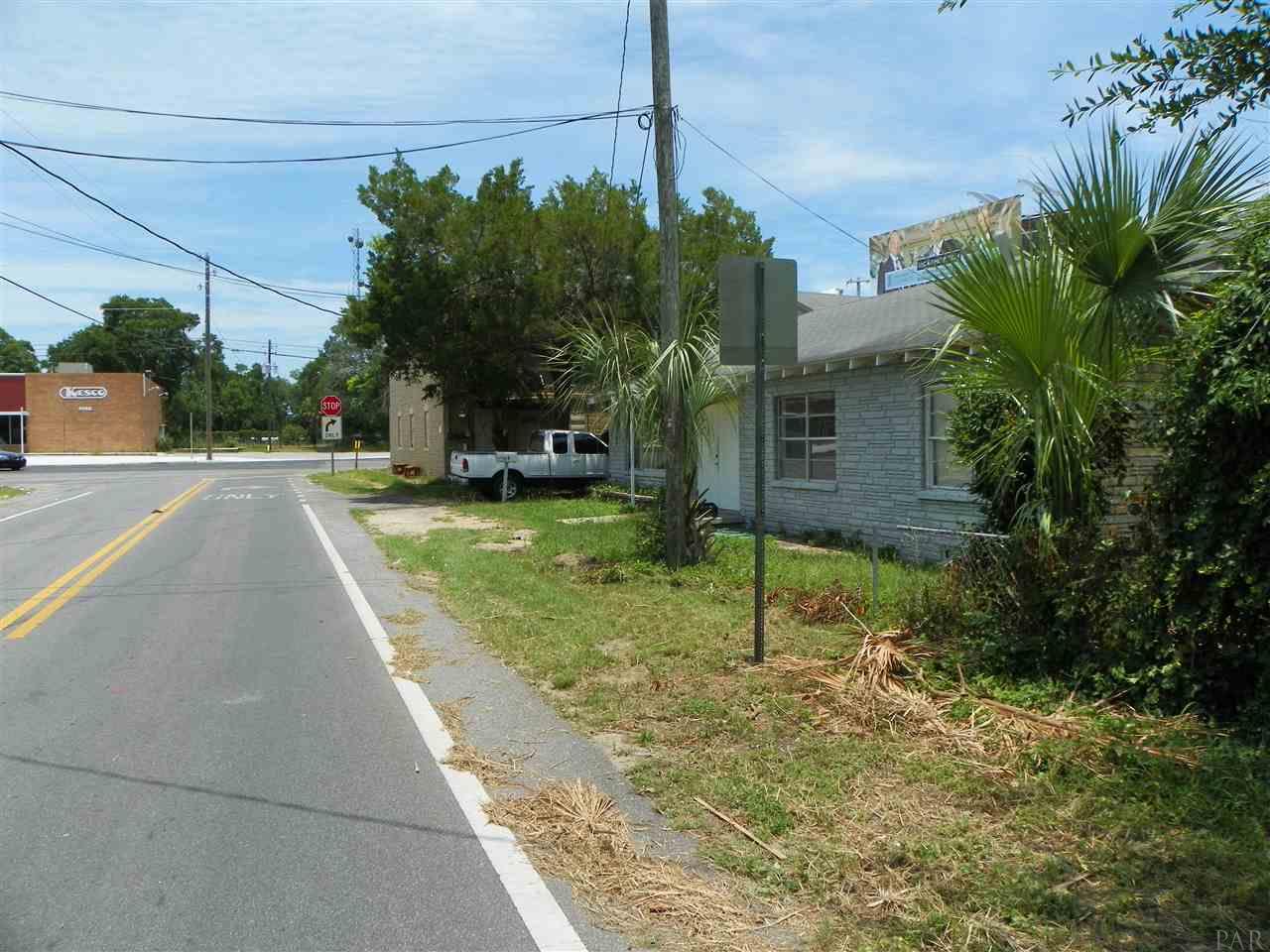 4 S 2ND ST, Pensacola, FL 32507