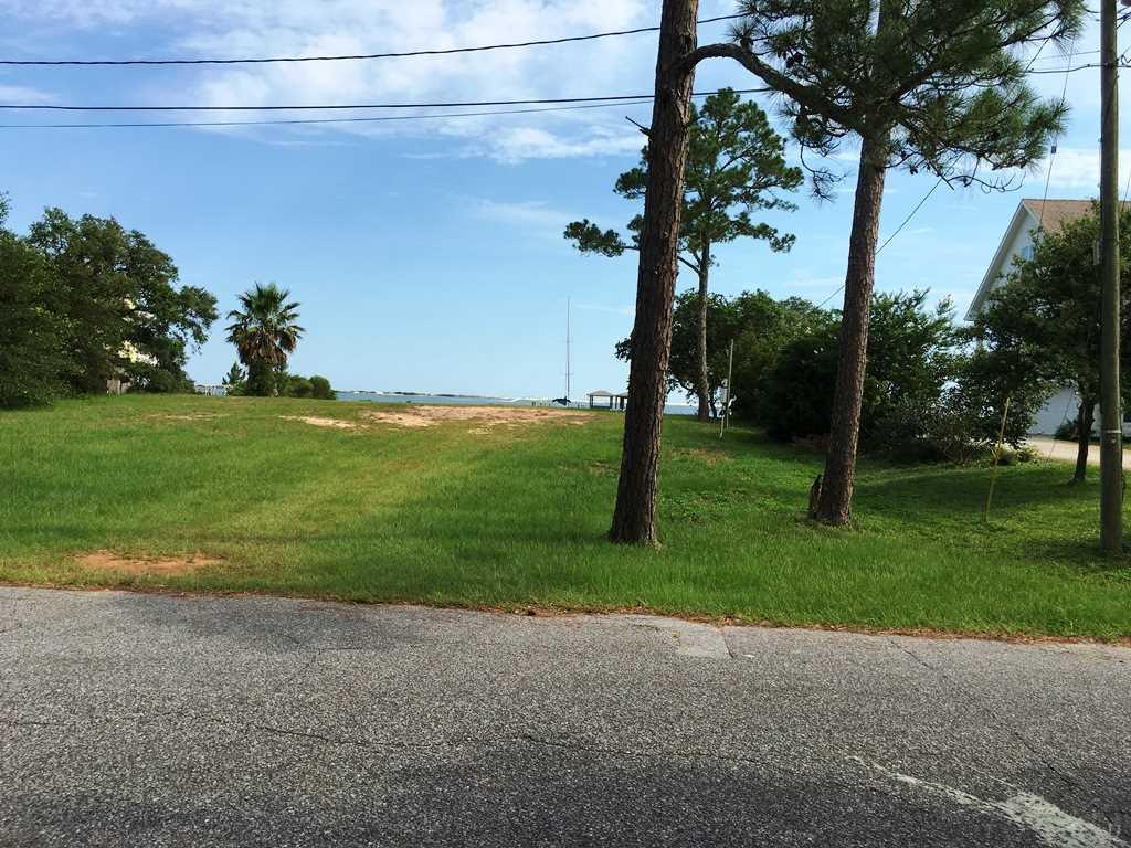 10908 SEAGLADES DR, Pensacola, FL 32507