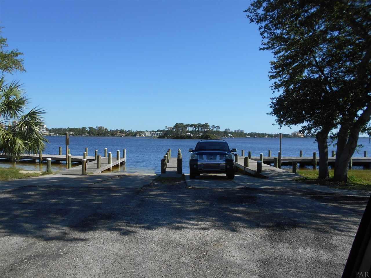 5700 BLK ONO AVE, Pensacola, FL 32507