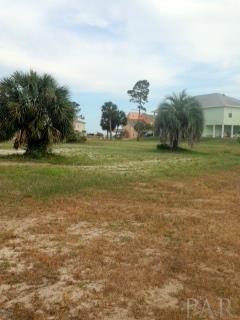 5687 GRANDE LAGOON DR, Perdido Key, FL 32507