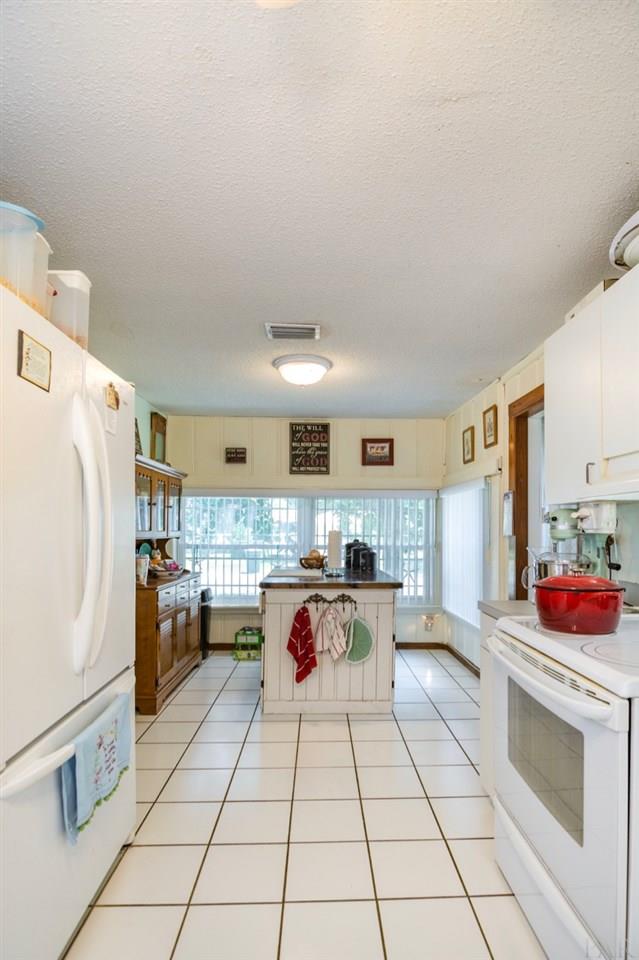 1200 WILSON AVE, Pensacola, FL 32507