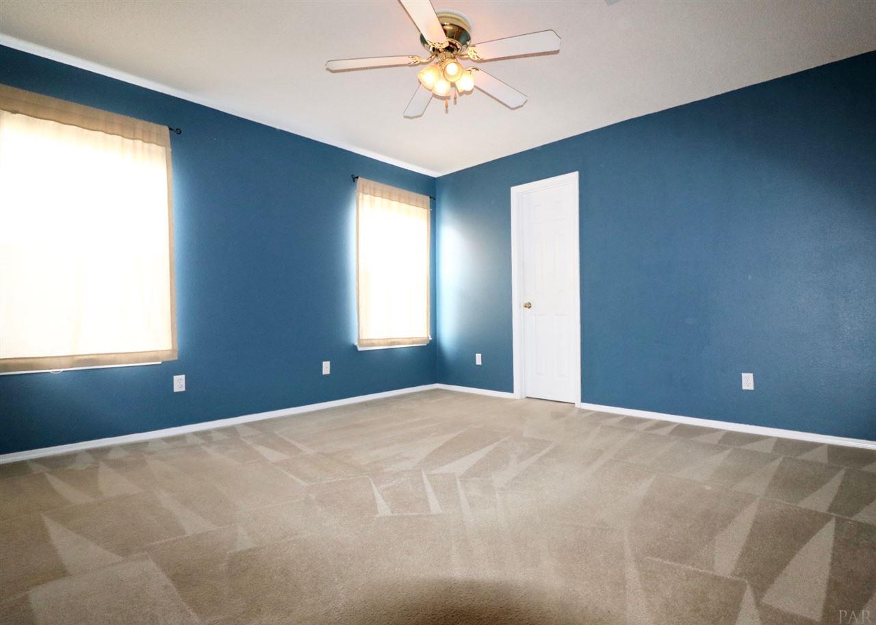 2446 REDOUBT AVE, Pensacola, FL 32507