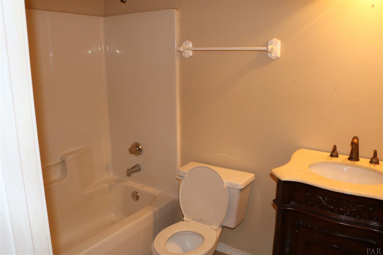1973 DUNLAP ST, Pensacola, FL 32507