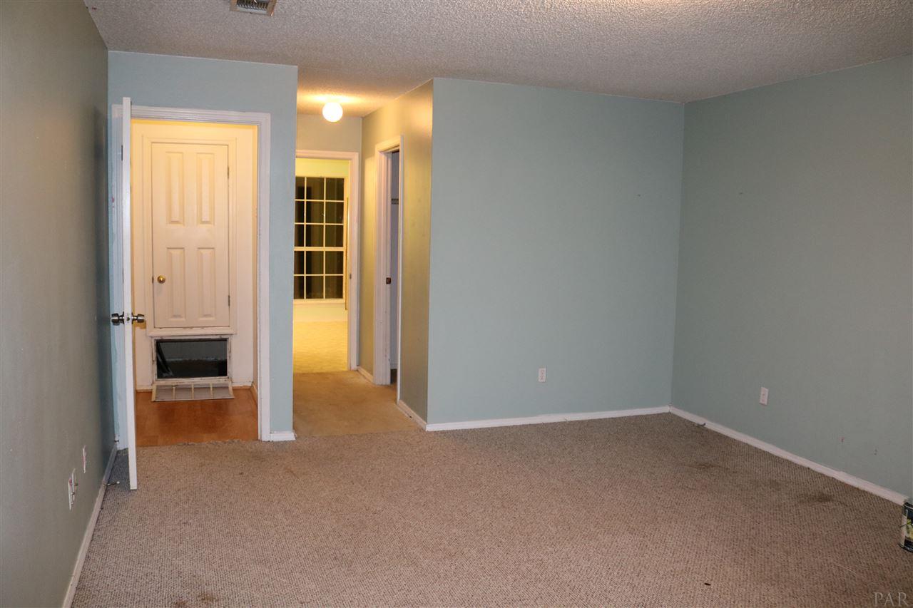 1973 DUNLAP ST, Pensacola, FL 32507