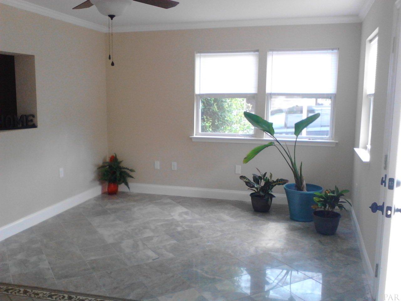 412 LABREE RD, Pensacola, FL 32507