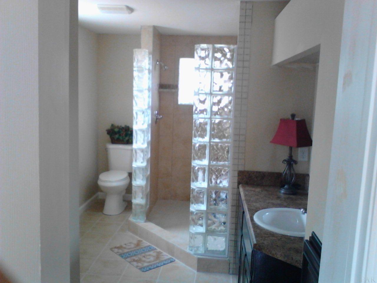 412 LABREE RD, Pensacola, FL 32507
