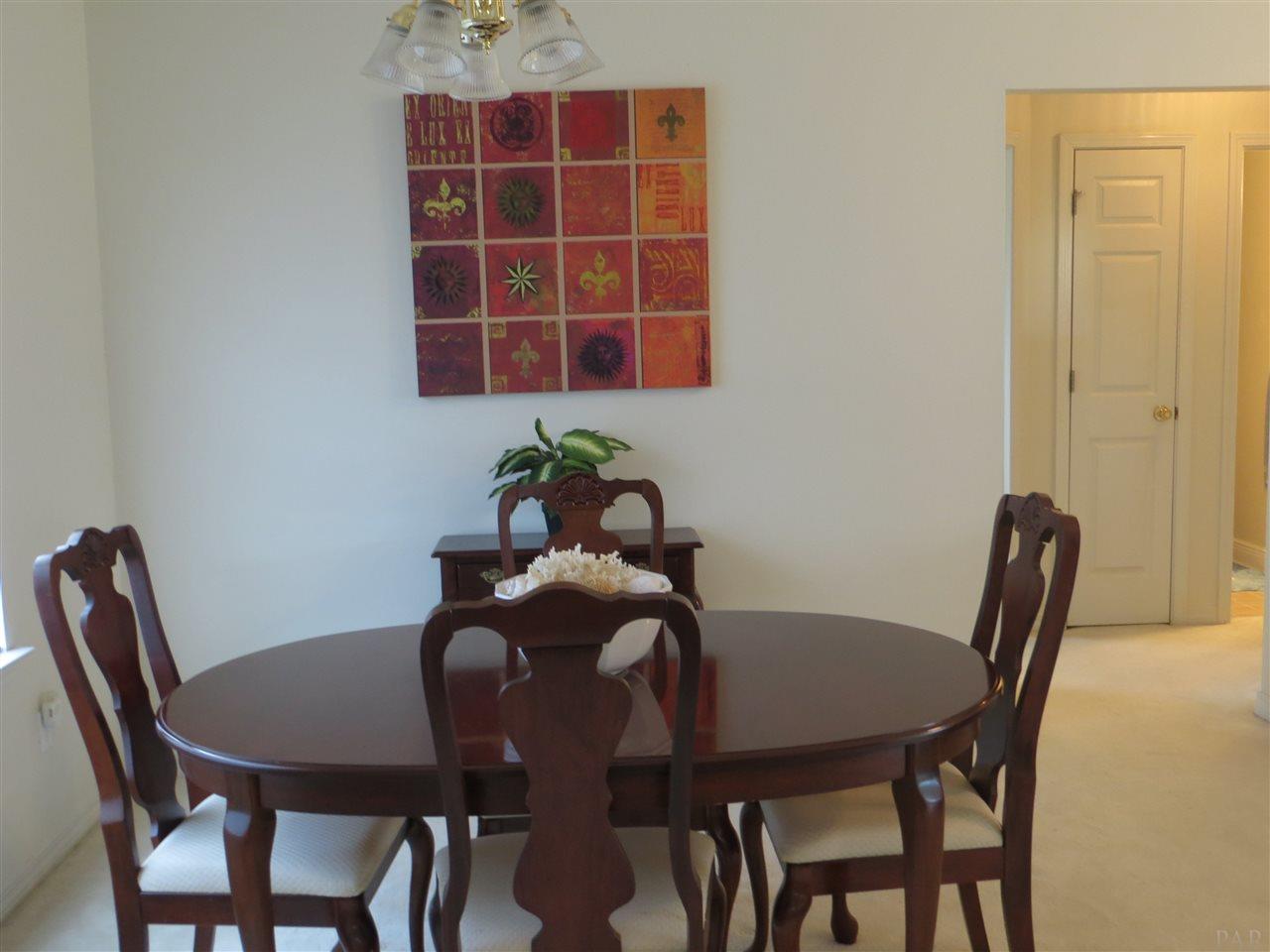 2125 CORAL CREEK DR, Pensacola, FL 32507