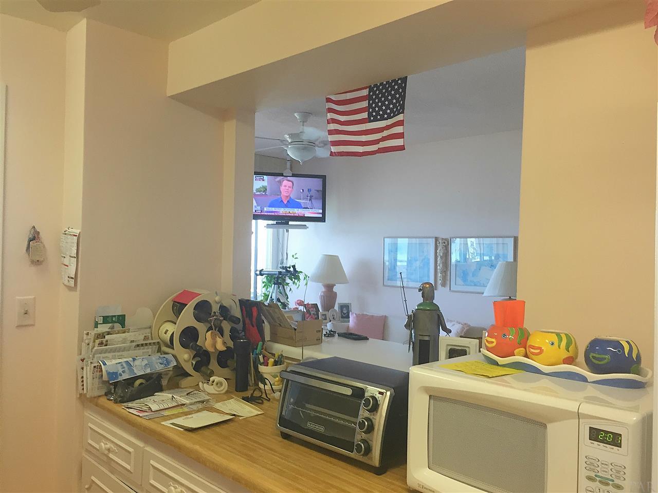 825 BAYSHORE DR, Pensacola, FL 32507