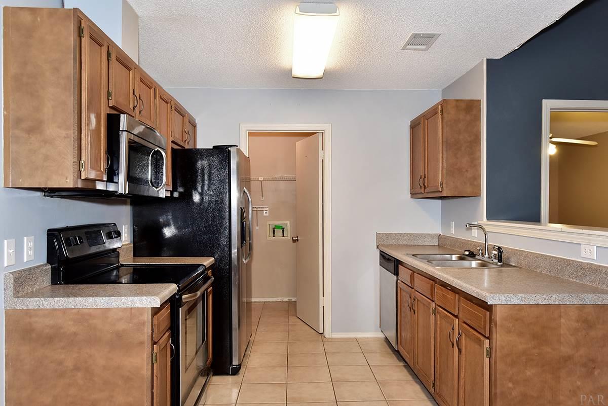 7559 SOUTHPOINTE PL, Pensacola, FL 32514