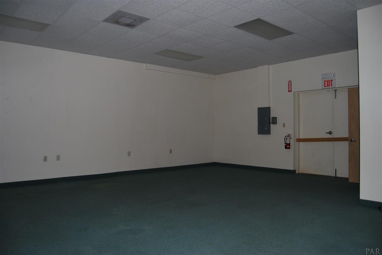 2475 E 9 MILE RD, Pensacola, FL 32514