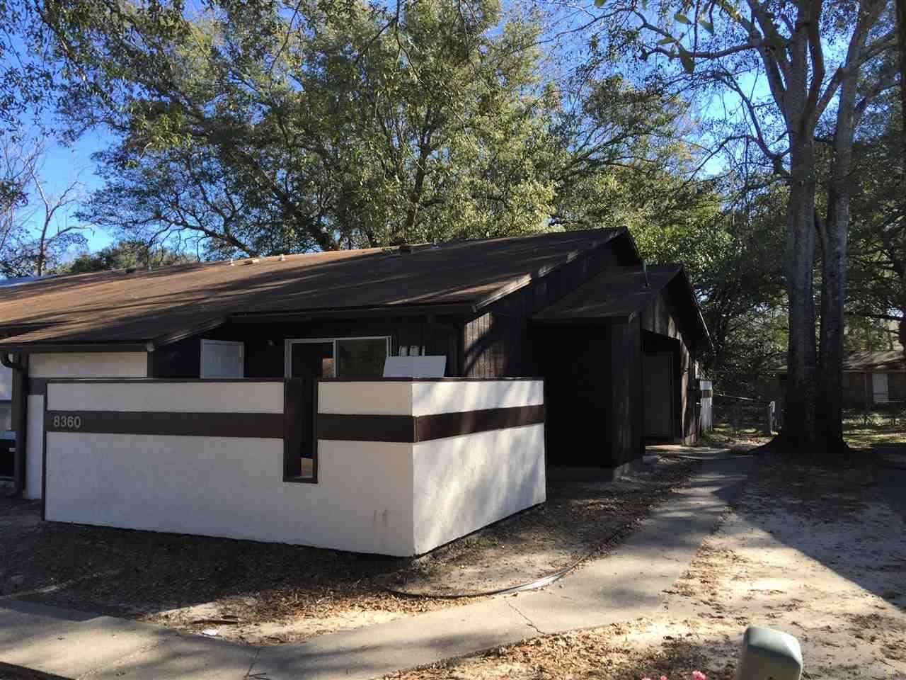 8360 COUNTRY WALK DR, Pensacola, FL 32514