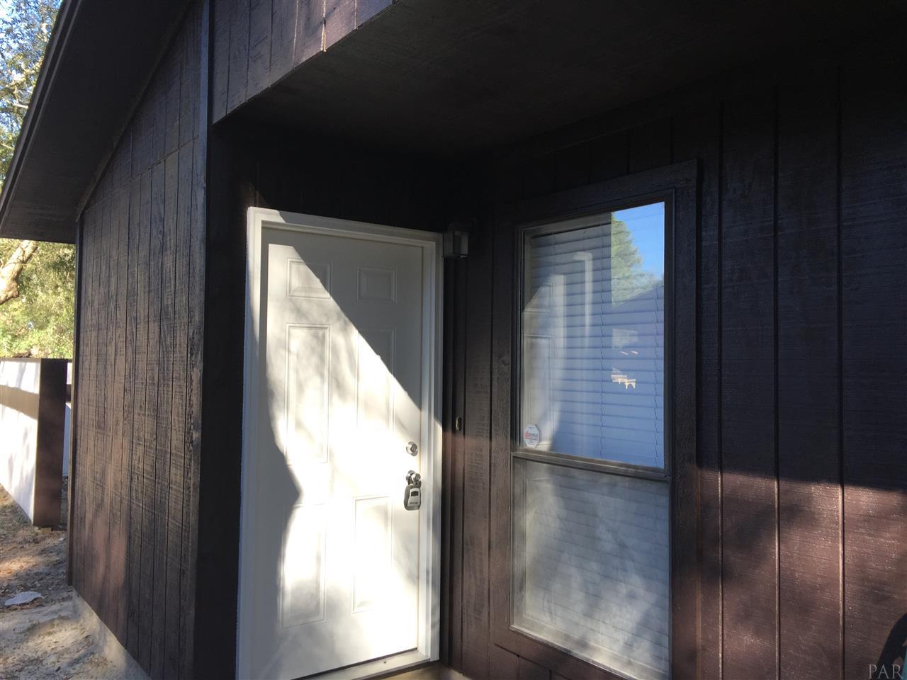 8360 COUNTRY WALK DR, Pensacola, FL 32514