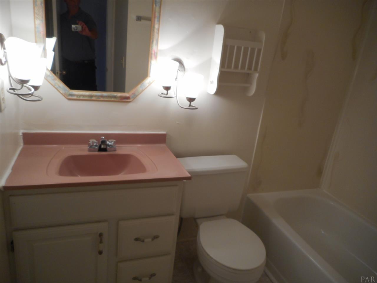 1500 E JOHNSON AVE, Pensacola, FL 32514