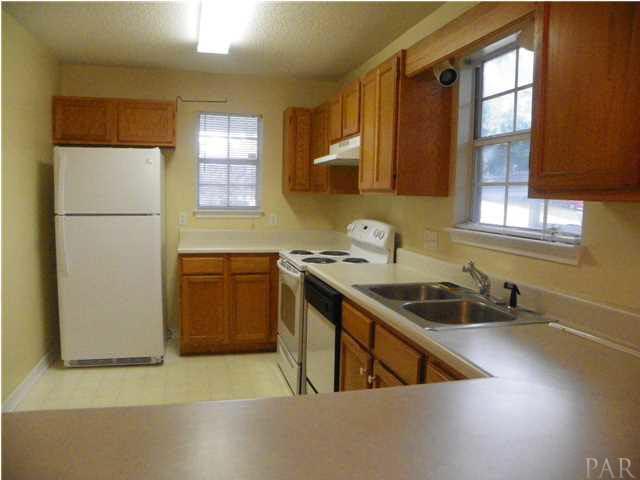 2343 SHOAL CREEK DR, Pensacola, FL 32514