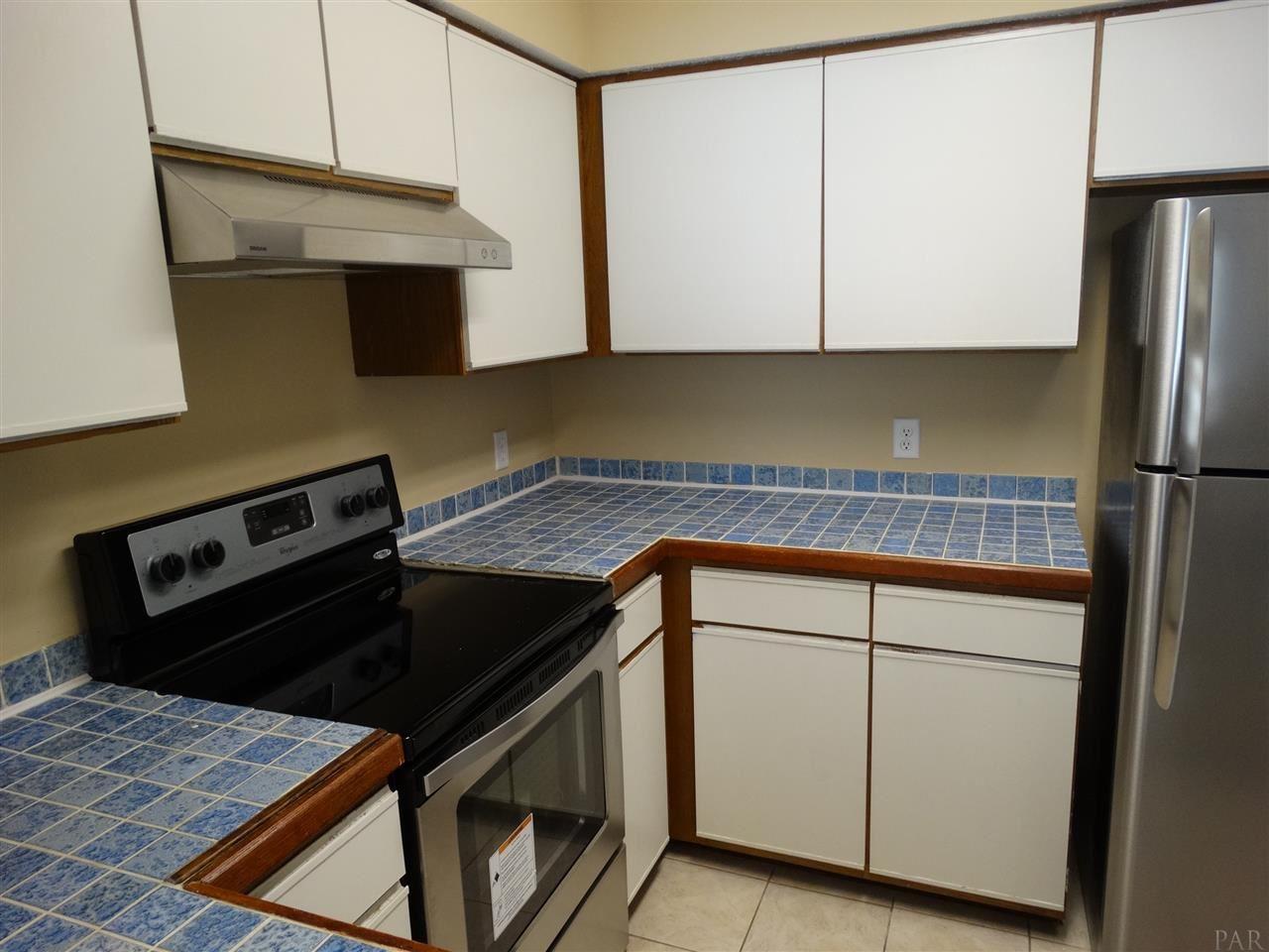 9034 GOVERNORS PL CT, Pensacola, FL 32514