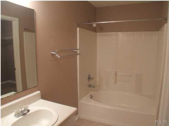 616 DESERT OAK DR, Pensacola, FL 32514