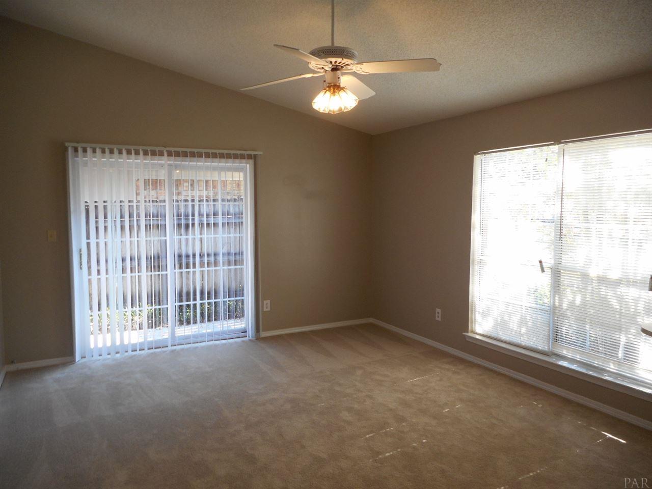 7526 SOUTHPOINTE PL, Pensacola, FL 32514