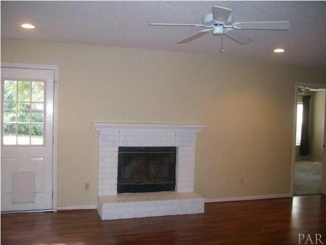2775 GLEN EDEN DR, Pensacola, FL 32514
