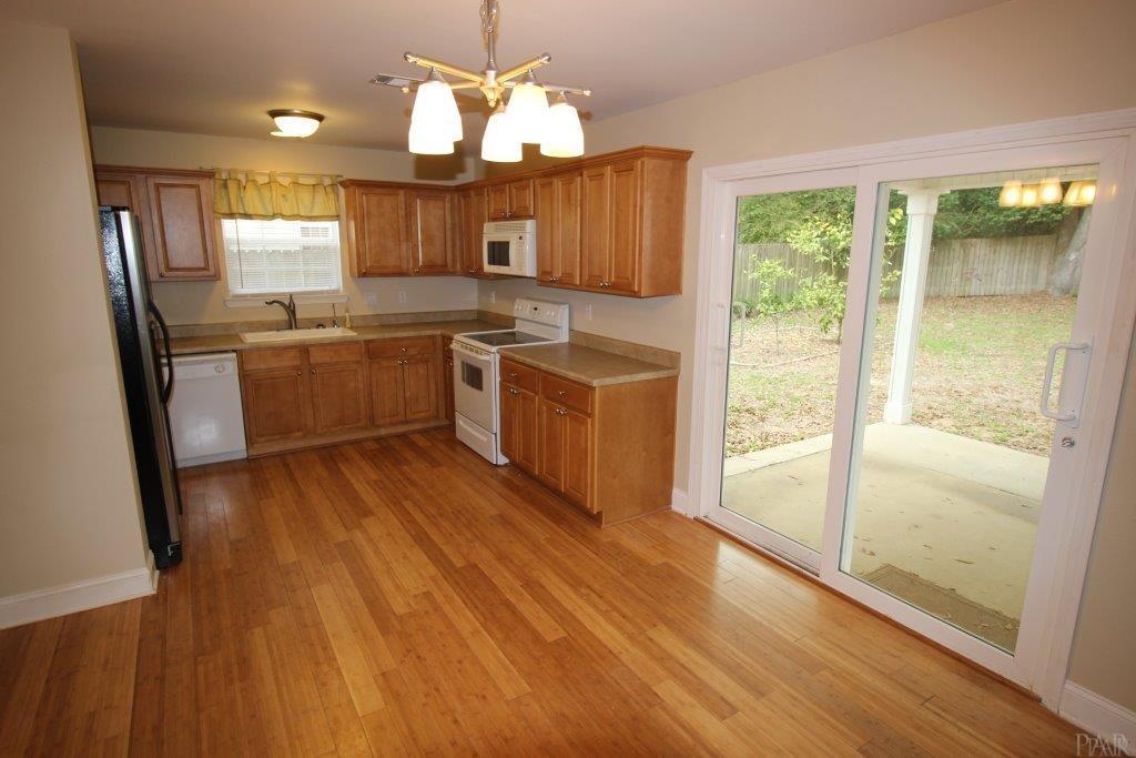 914 AURELIAS PL, Pensacola, FL 32514