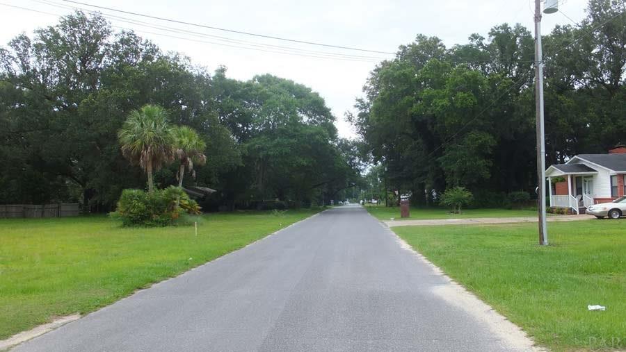 316 VERA LN, Pensacola, FL 32514