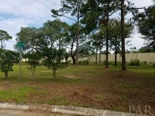 7620 RANDWICK RD, Pensacola, FL 32514