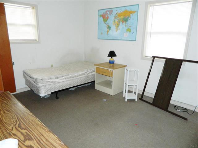 8127 Lawton St, Pensacola, FL 32514