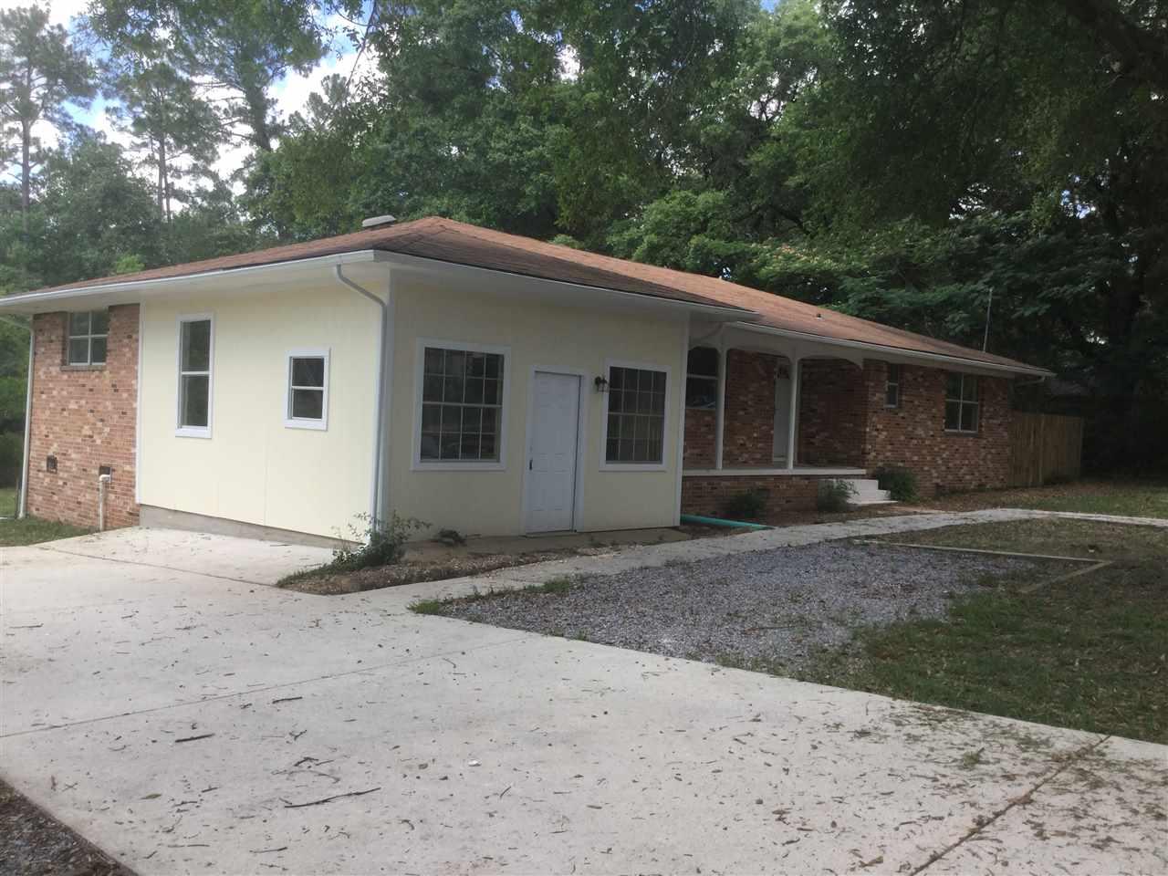 820 E JOHNSON AVE, Pensacola, FL 32514
