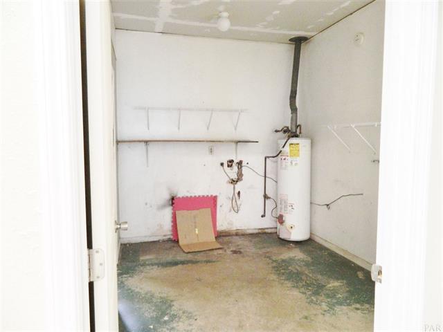 8120 Lawton St, Pensacola, FL 32514