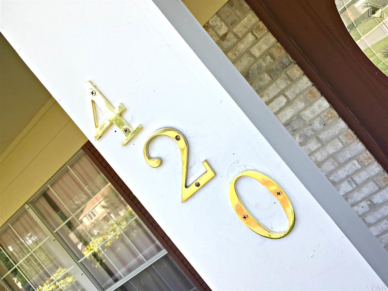 420 Bobwhite Dr, Pensacola, FL 32514