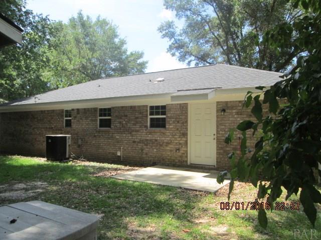 1926 CREIGHTON RD, Pensacola, FL 32524