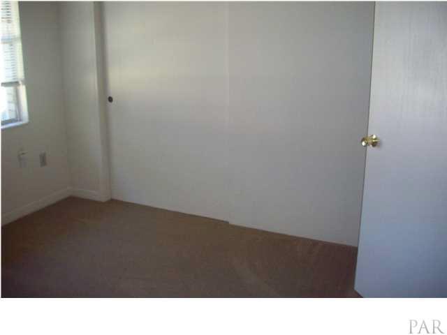 4611 SAUFLEY FIELD RD, Pensacola, FL 32526