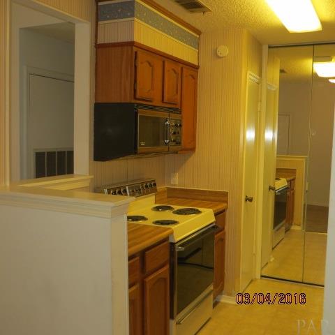 2303 W MICHIGAN, Pensacola, FL 32526