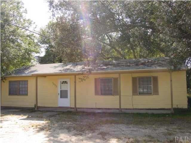 5625 GRAYMONT LN, Pensacola, FL 32526