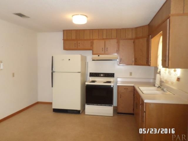 7170 N BLUE ANGEL PKWY, Pensacola, FL 32526